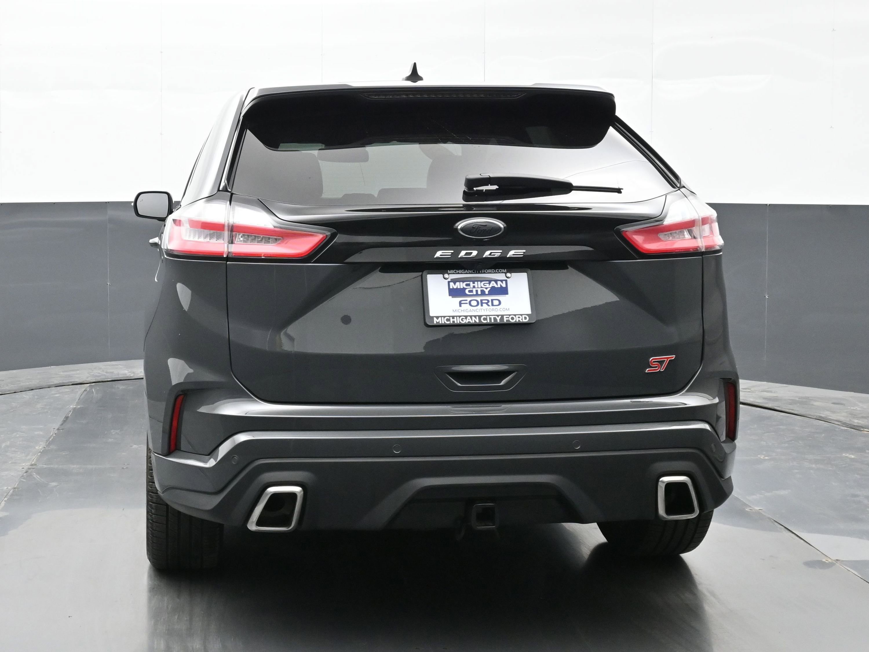 Used 2021 Ford Edge ST AWD/4WD image 2