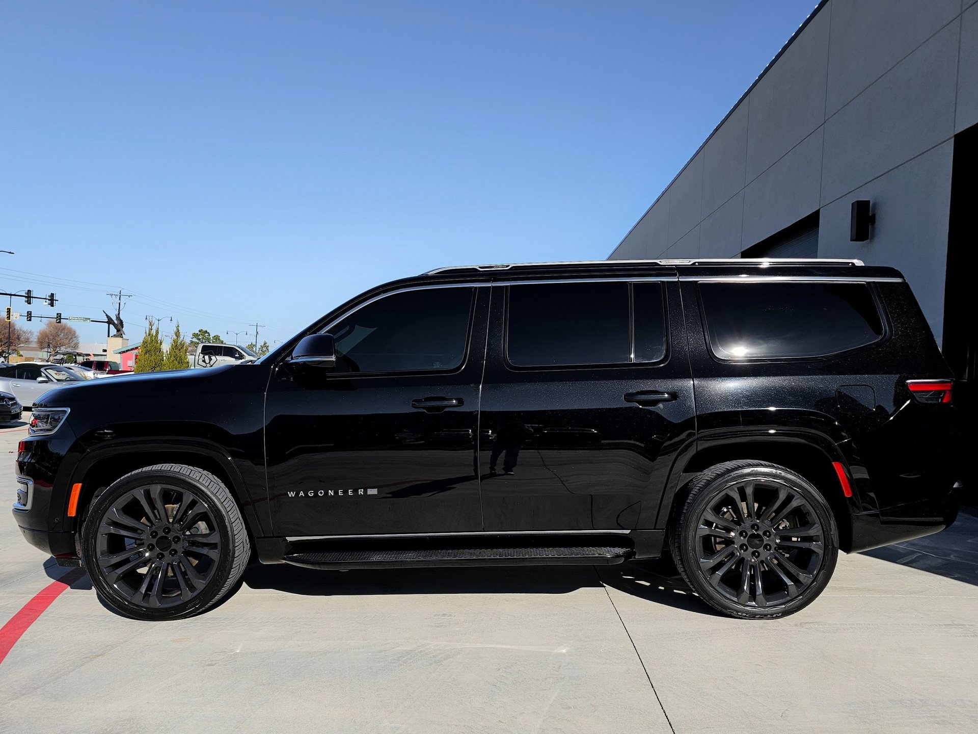 Used 2023 Jeep Wagoneer Series II w/ Premium Group I image 42