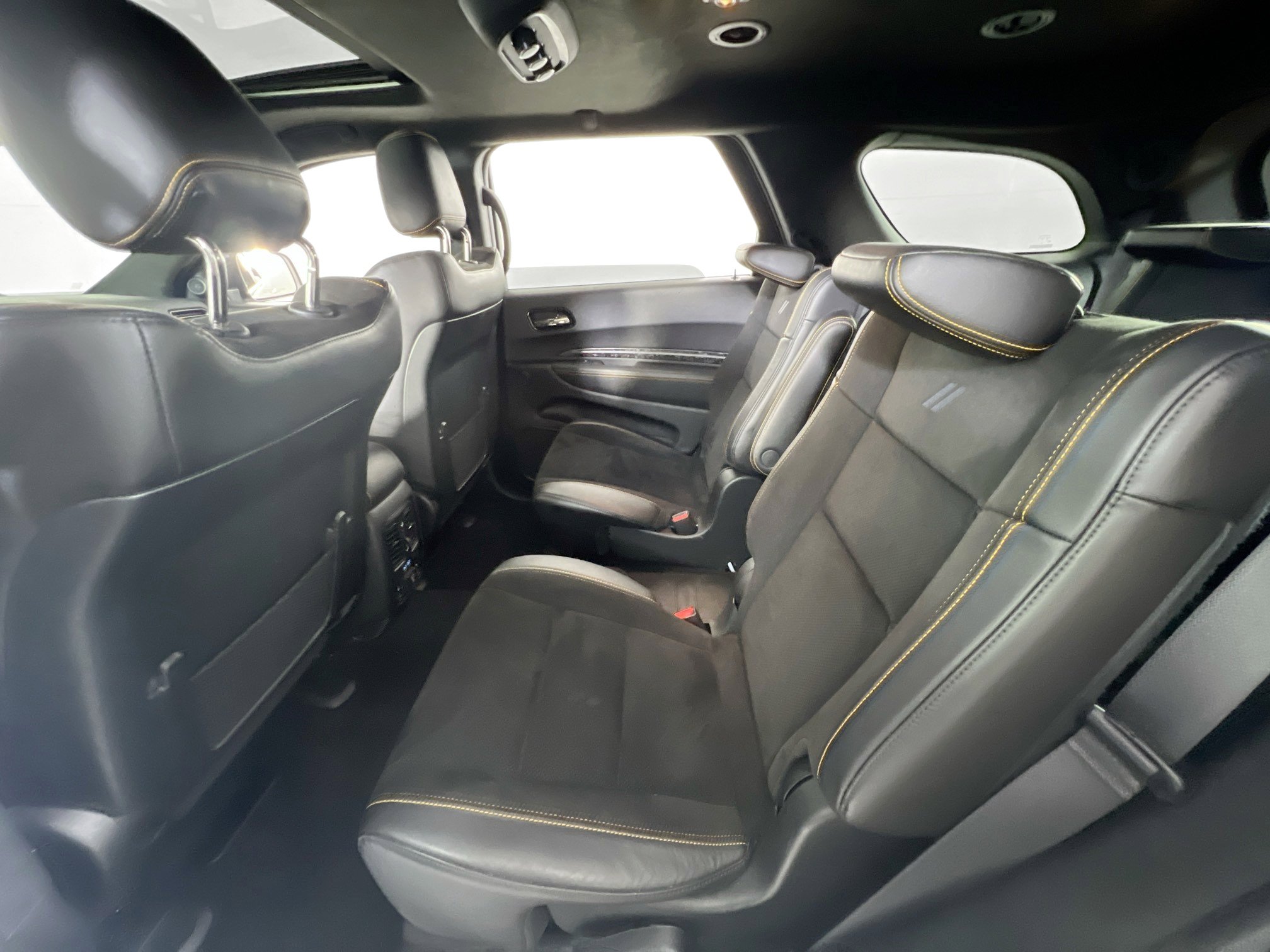 Used 2023 Dodge Durango R/T w/ Hemi Orange Plus Package image 23