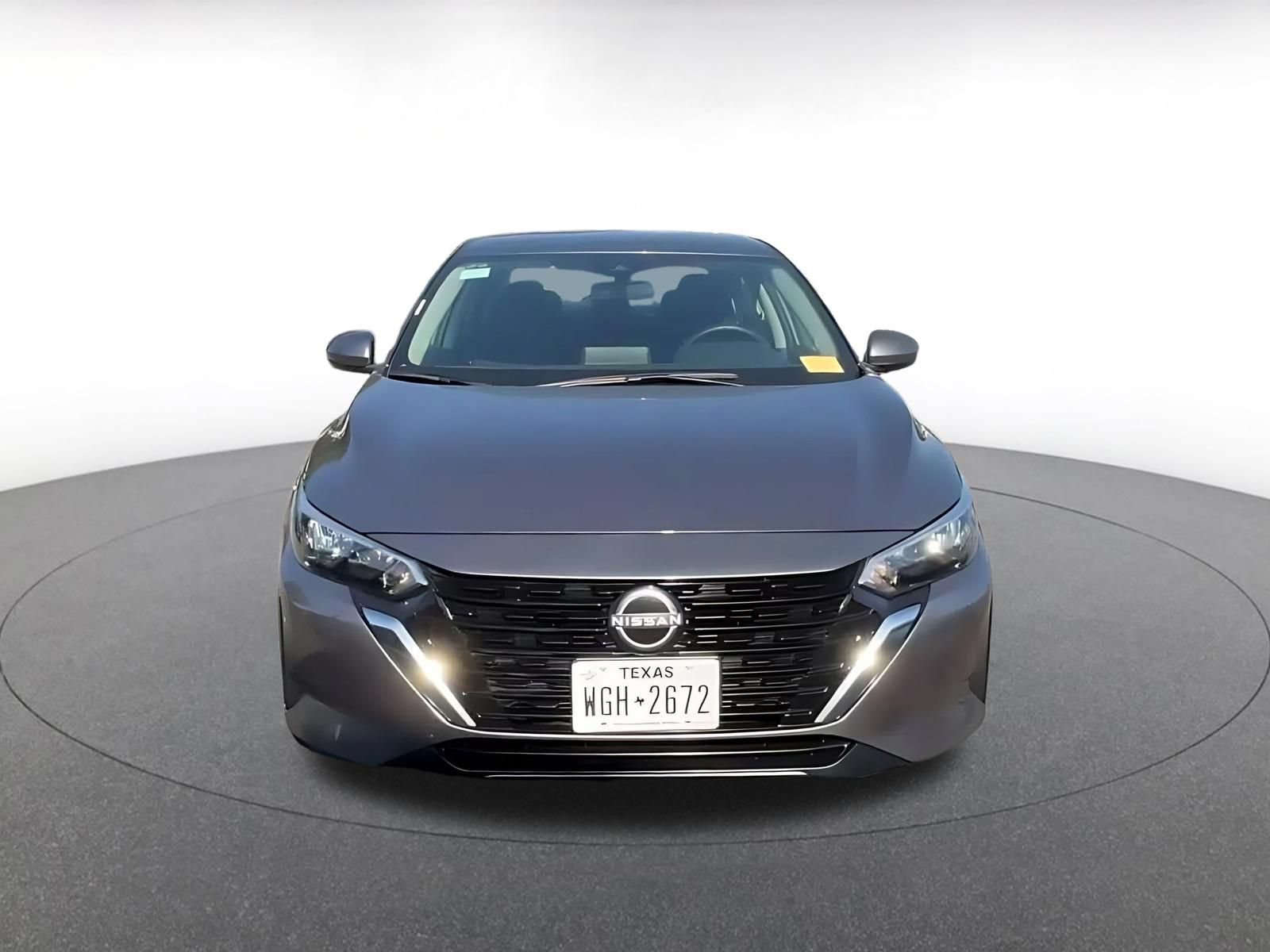 Used 2025 Nissan Sentra SV FWD image 4