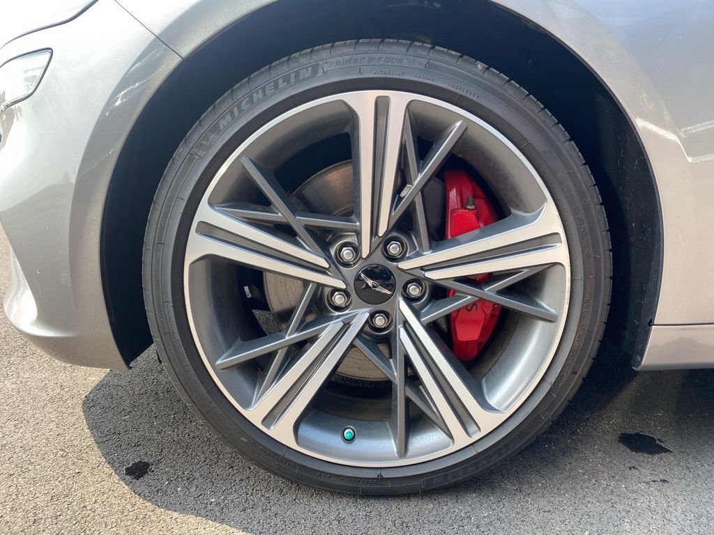 Used 2025 Genesis G70 3.3T Advanced image 31