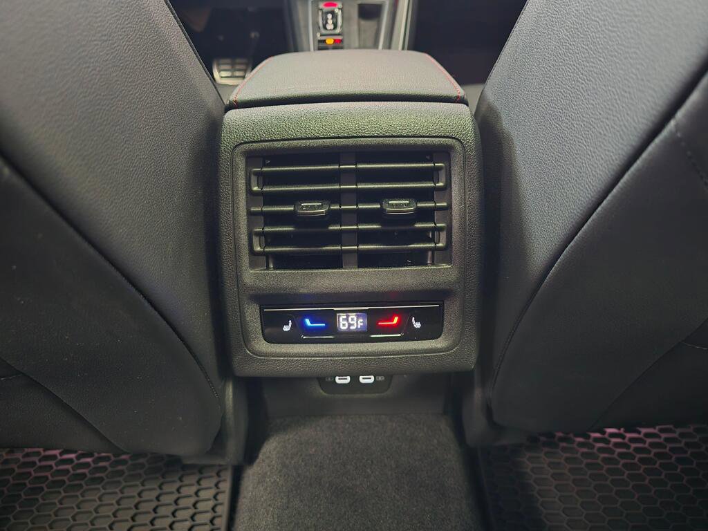 Used 2022 Volkswagen GTI Autobahn image 35