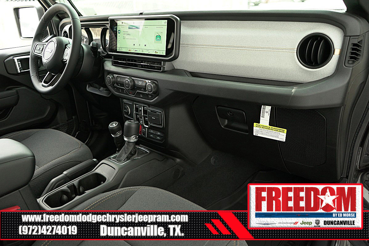 New 2025 Jeep Gladiator Sport AWD/4WD image 12