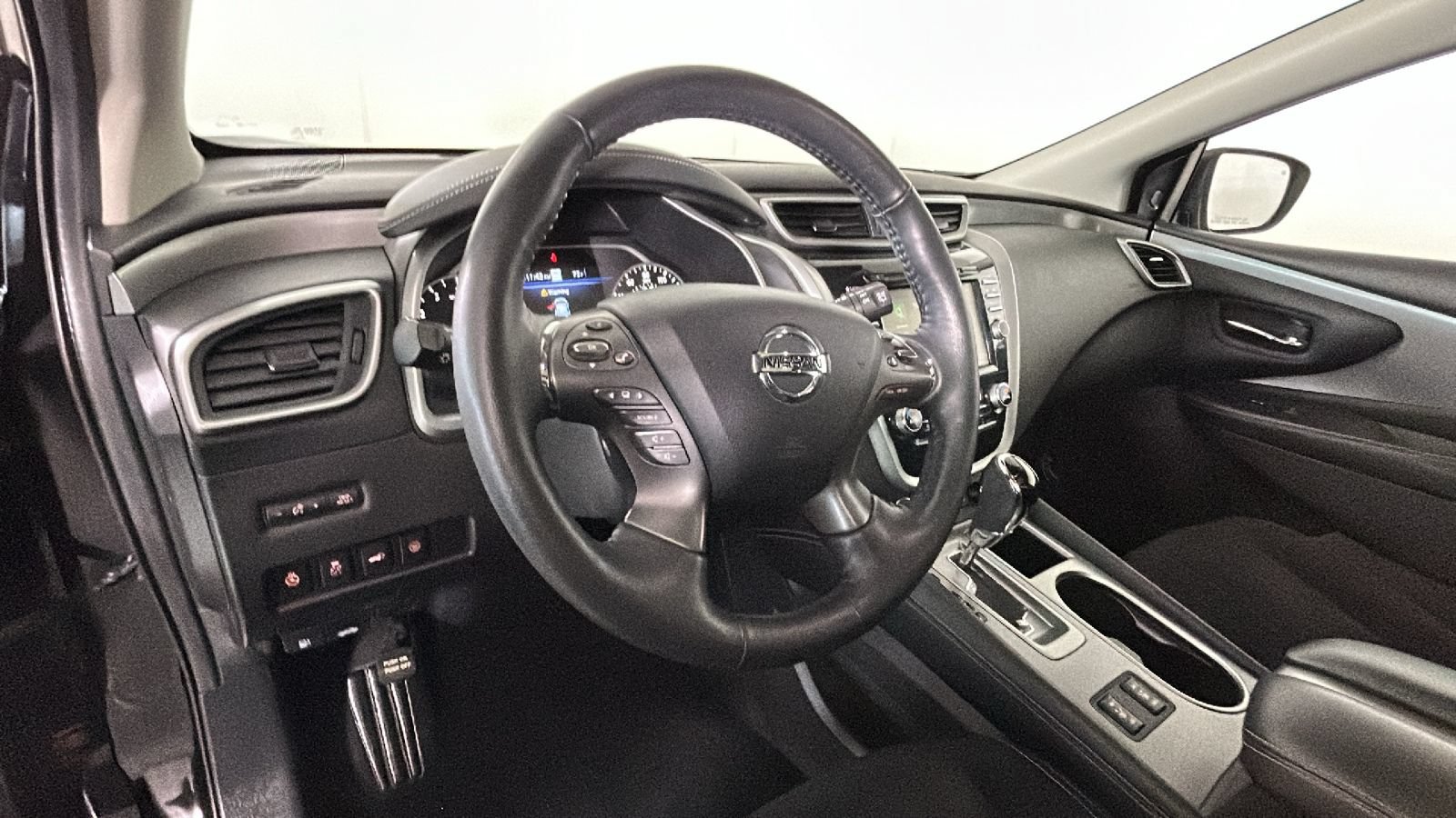 Used 2021 Nissan Murano SV AWD/4WD image 15
