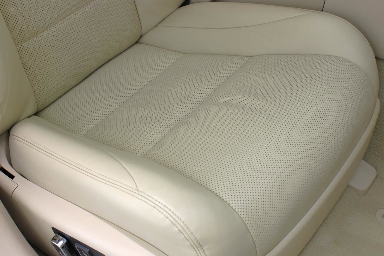 Used 2016 Lexus LS 460 w/ Comfort Package image 50