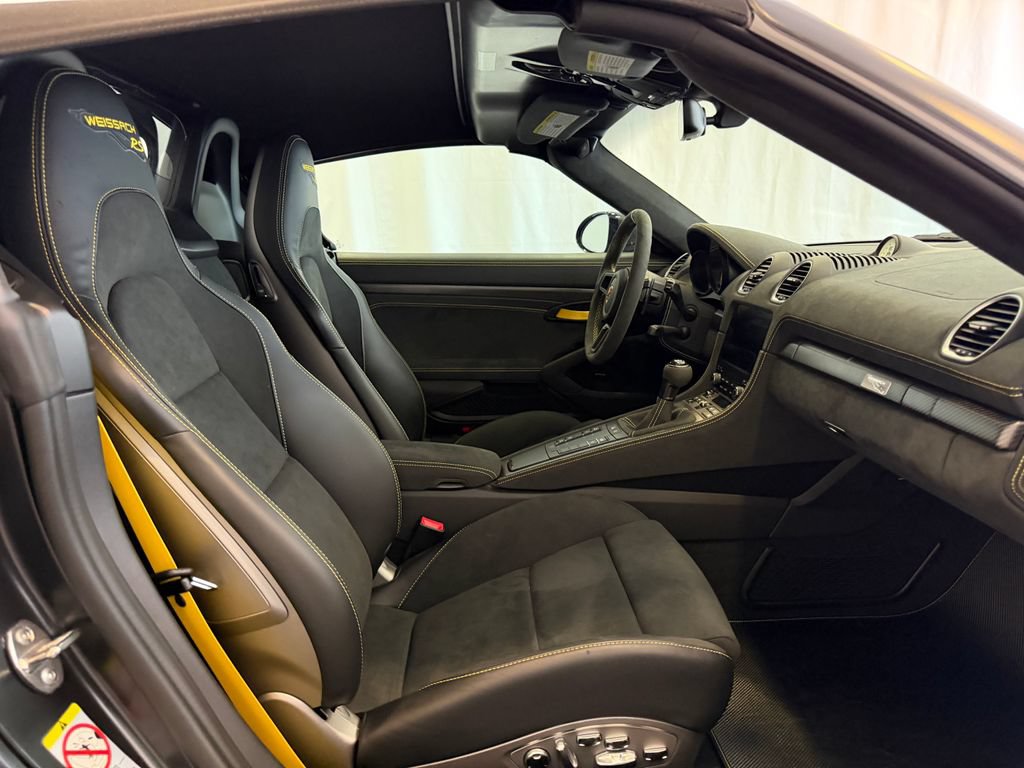 Certified 2025 Porsche 718 Boxster Spyder RS RWD image 16