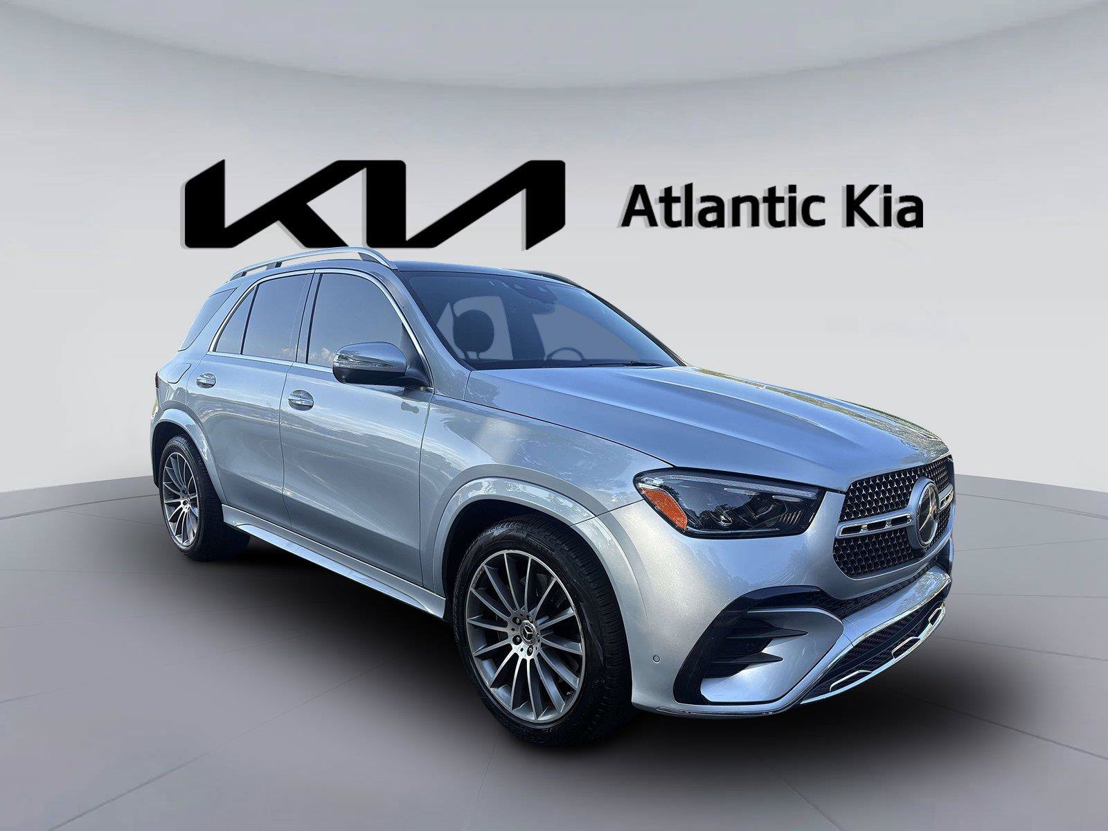 Used 2024 Mercedes-Benz GLE 450 4MATIC image 4