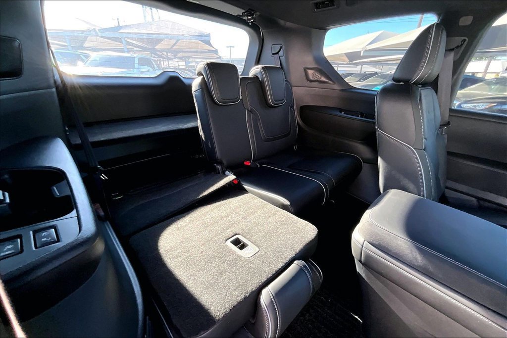 Used 2026 INFINITI QX80 Autograph w/ Premium Cargo Package AWD/4WD image 37