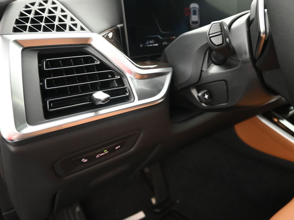 New 2026 BMW X5 xDrive50e AWD/4WD image 16