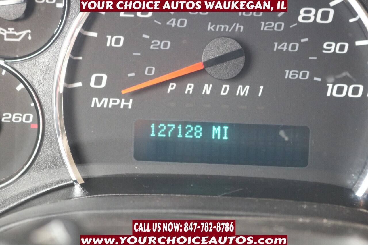 Used 2017 GMC Savana 2500 RWD image 35