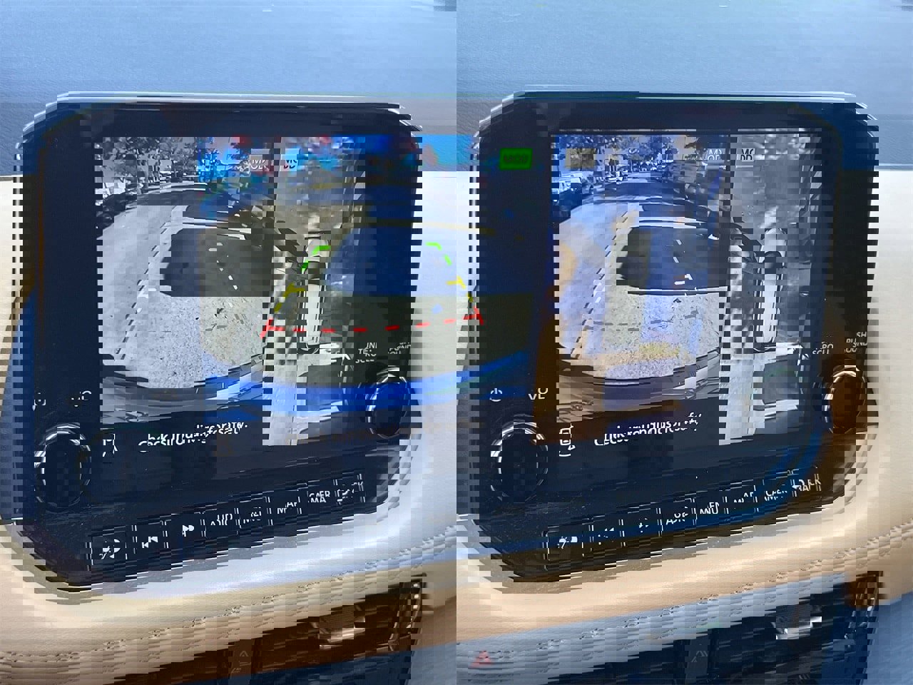 Certified 2021 Nissan Rogue Platinum image 16