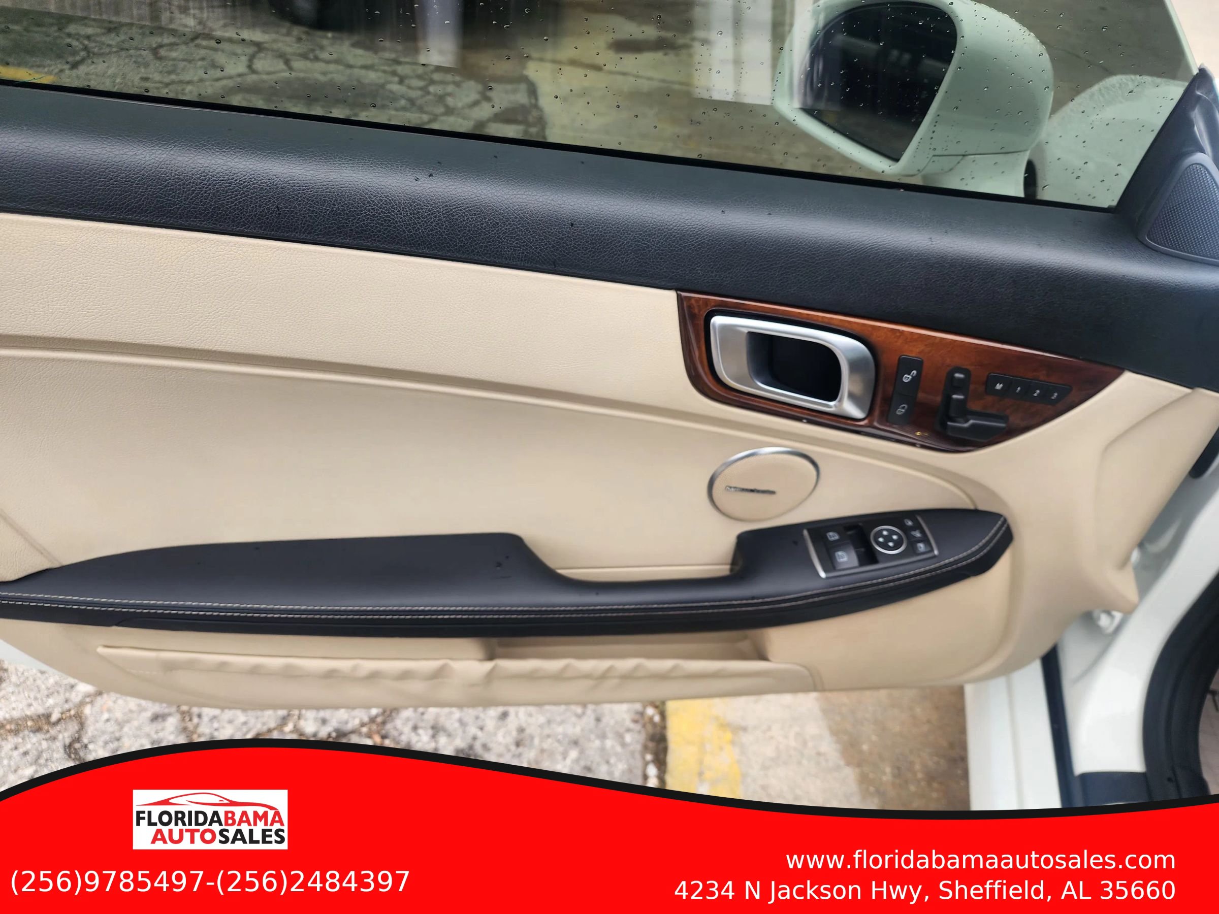 Used 2014 Mercedes-Benz SLK 250 w/ Sport Package image 12