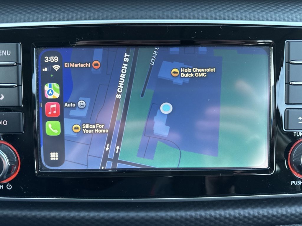 Used 2023 Nissan Kicks S image 10