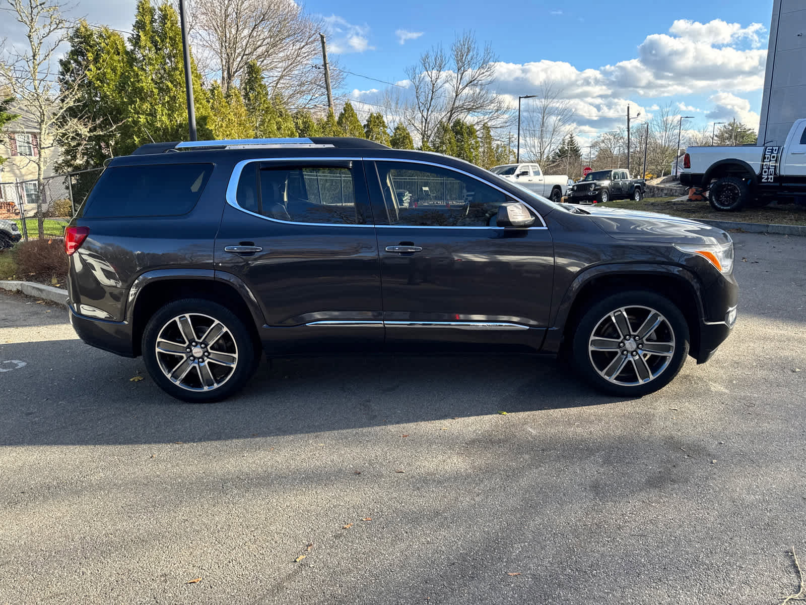 Used 2019 GMC Acadia Denali w/ Technology Package image 7