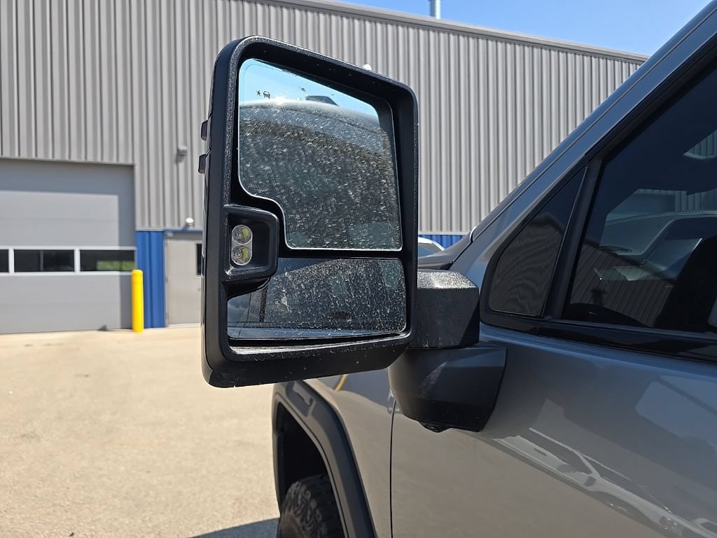 Used 2026 GMC Sierra 2500 AT4X AWD/4WD image 7
