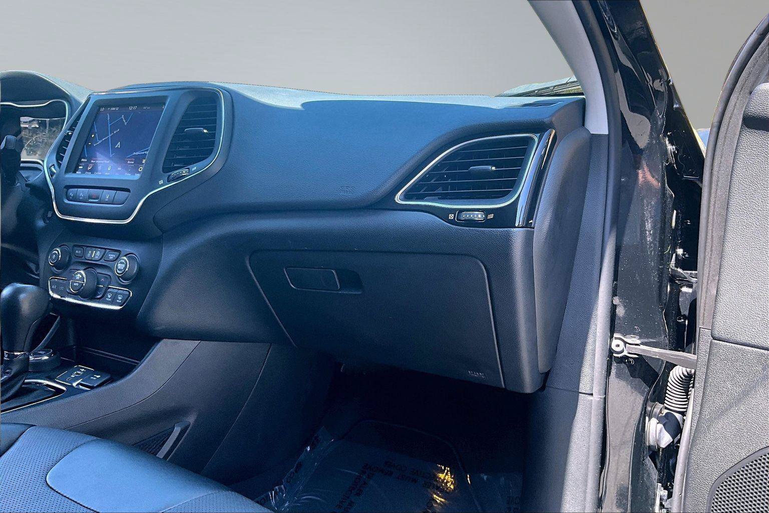 Certified 2023 Jeep Cherokee Altitude Lux AWD/4WD image 17