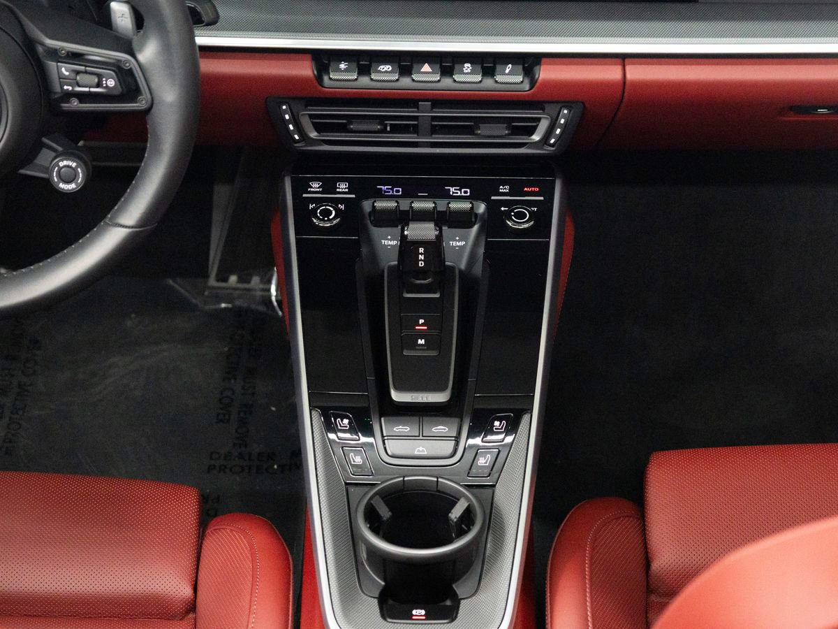 Certified 2025 Porsche 911 Turbo AWD/4WD image 18