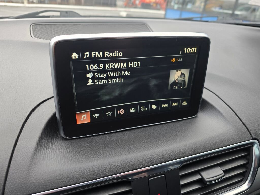 Used 2016 MAZDA MAZDA3 s Grand Touring image 24