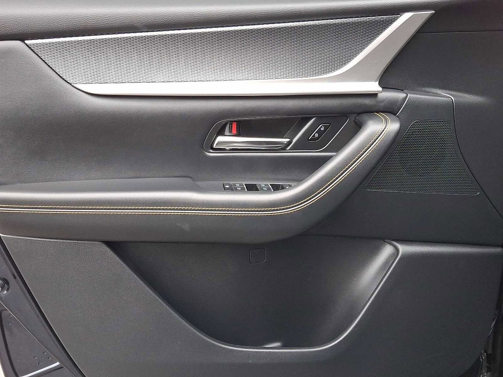 Used 2024 MAZDA CX-90 3.3 Turbo w/ Premium Plus Pkg image 29