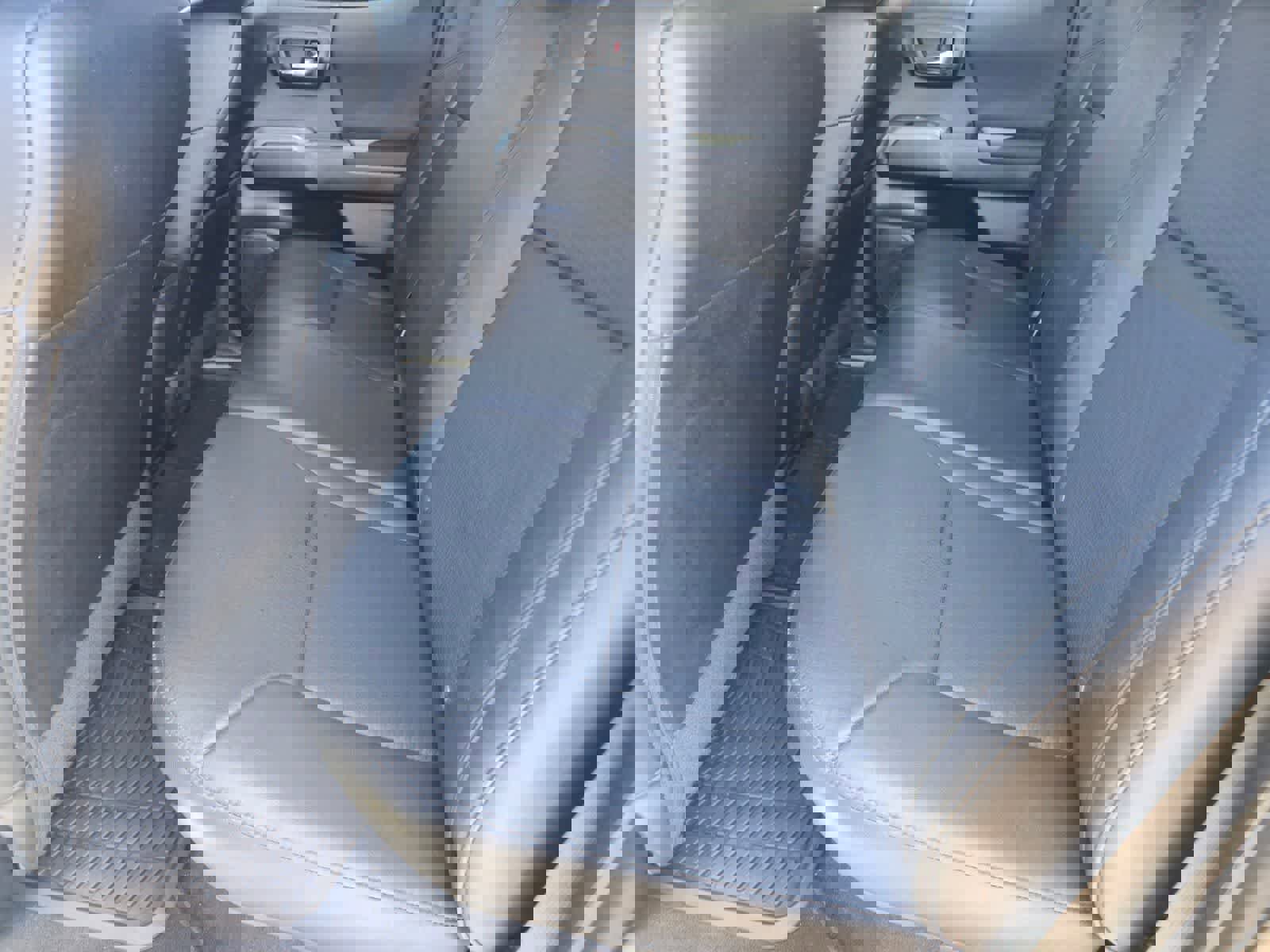 Used 2019 Toyota Tacoma TRD Off-Road w/ TRD Premium Off Road Package AWD/4WD image 13