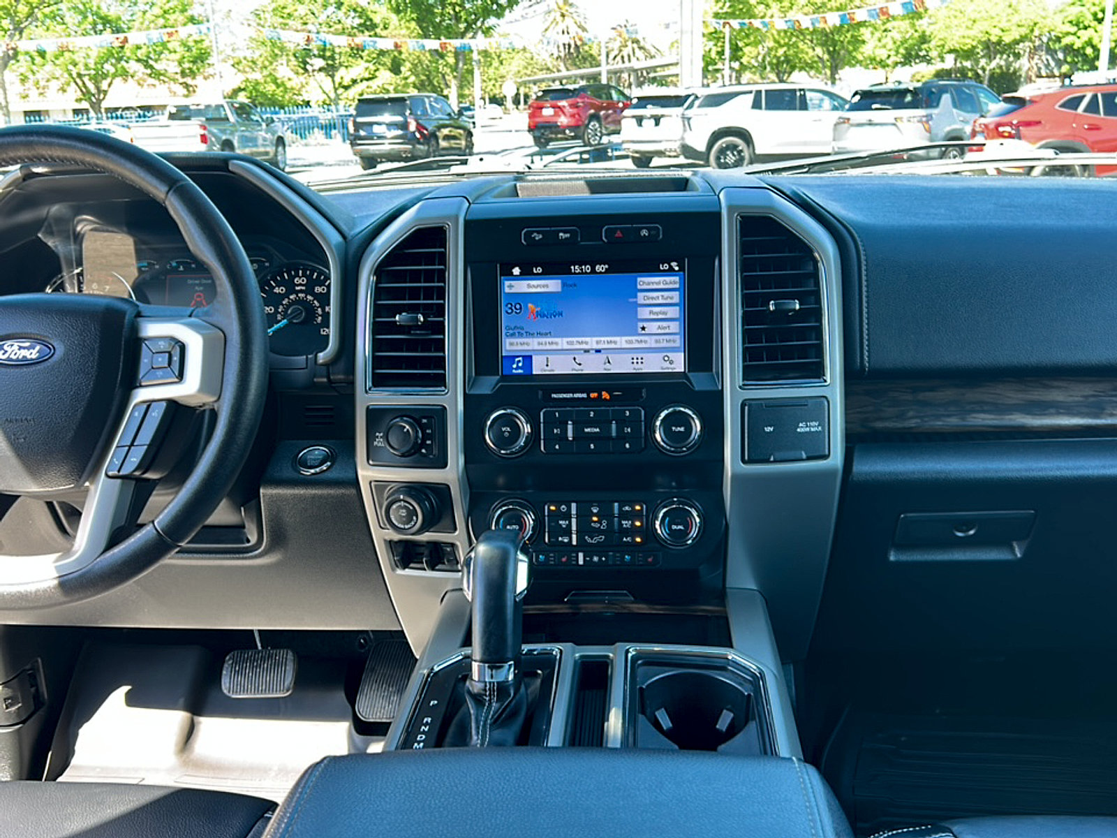 Used 2019 Ford F150 Lariat w/ Max Trailer Tow Package AWD/4WD image 15