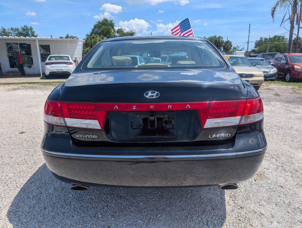 Used 2006 Hyundai Azera Limited FWD image 6