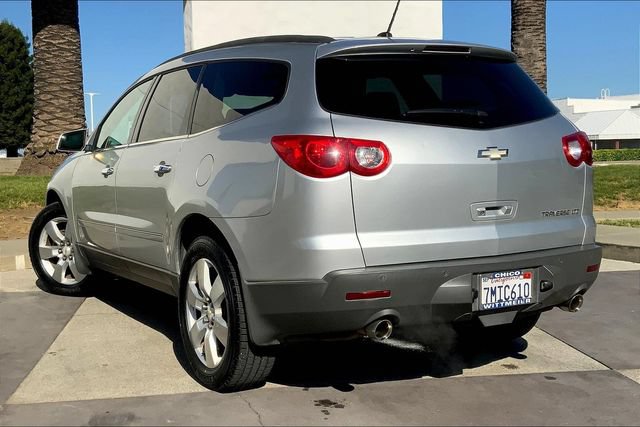 Used 2012 Chevrolet Traverse LTZ FWD image 12