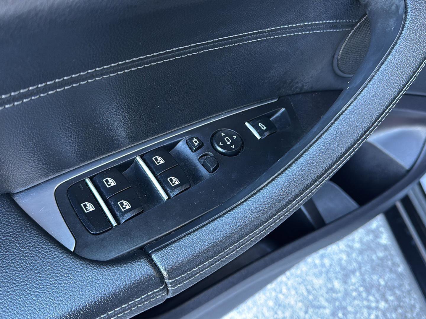 Used 2019 BMW X3 sDrive30i w/ M Sport Package 2 image 30