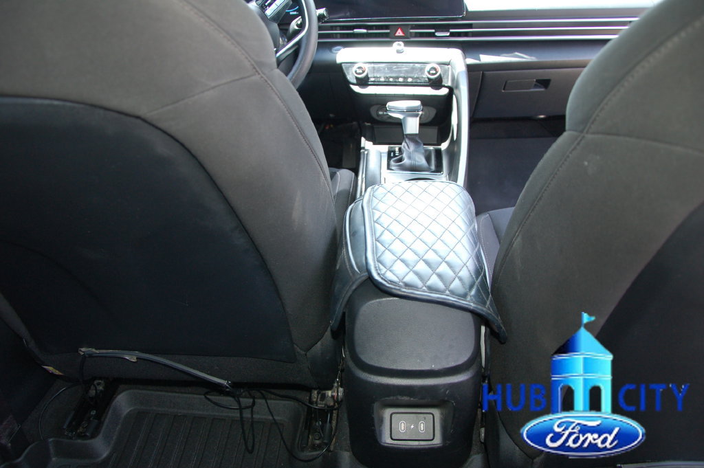 Used 2024 Hyundai Elantra SEL FWD image 21