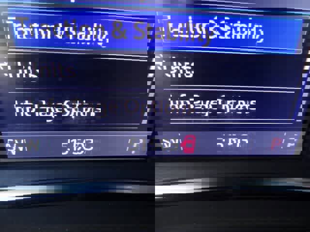 Used 2024 GMC Terrain SLT image 20