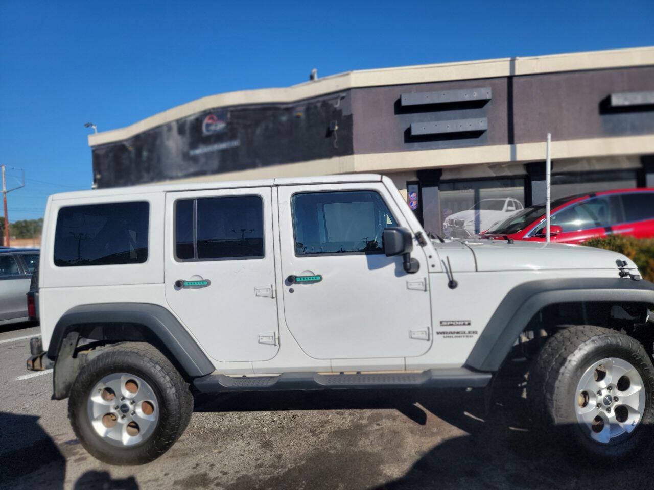 Used 2015 Jeep Wrangler Unlimited Sport w/ Quick Order Package 24S AWD/4WD image 9