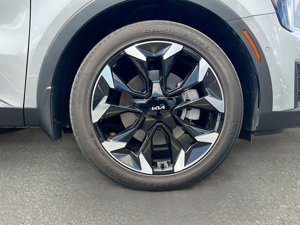 Used 2024 Kia Sorento SX FWD image 31