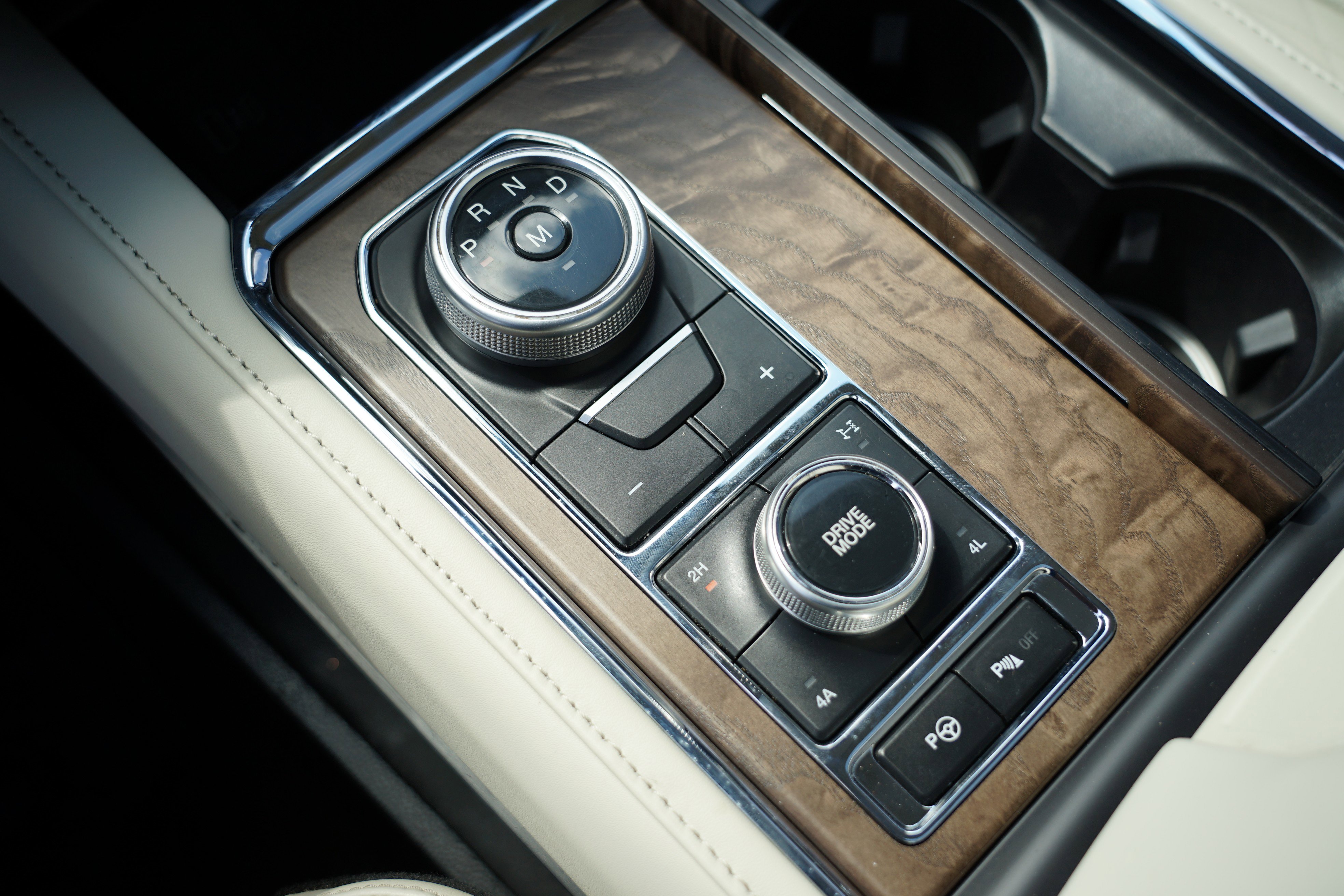 Used 2021 Ford Expedition Platinum image 31