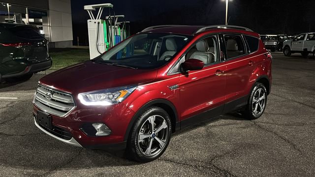 Used 2018 Ford Escape SEL image 2