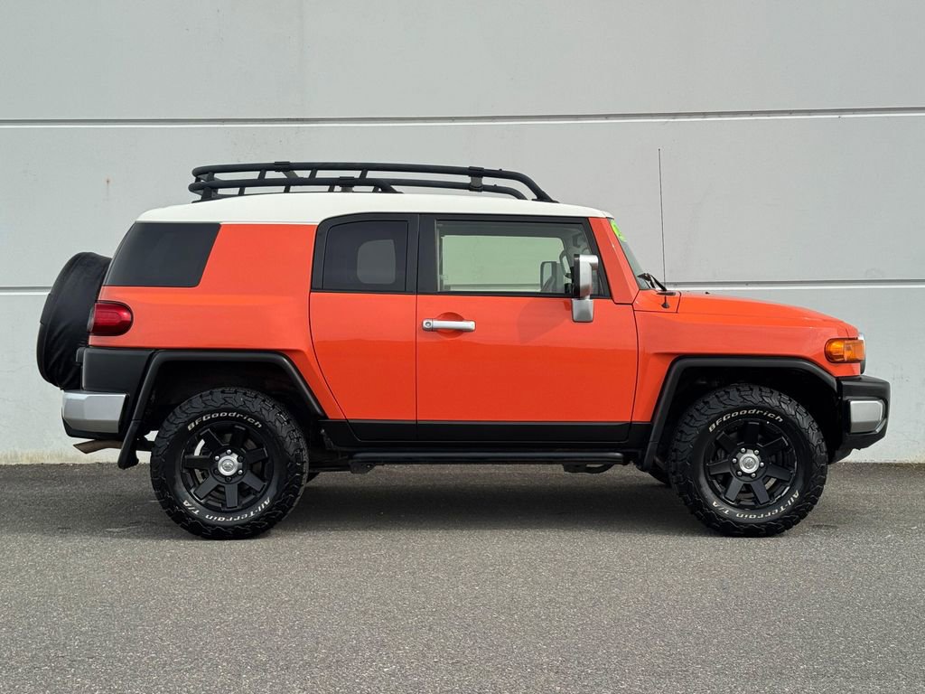 Used 2014 Toyota FJ Cruiser 4WD w/ Convenience Package image 8