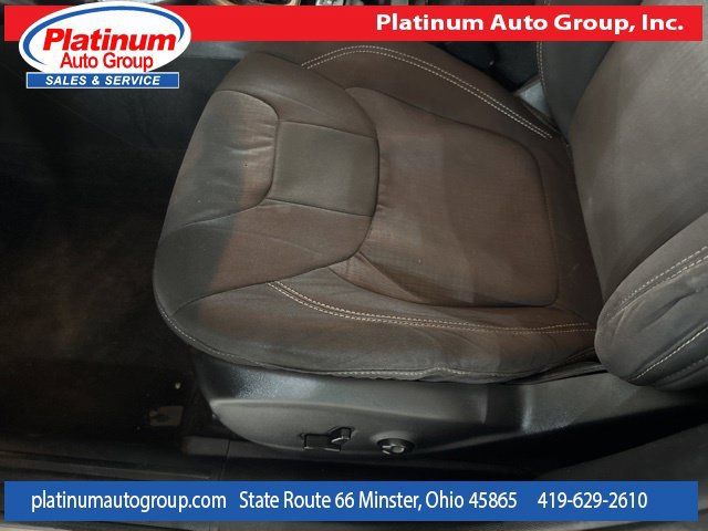 Used 2015 Jeep Cherokee Latitude w/ Comfort/Convenience Group AWD/4WD image 12