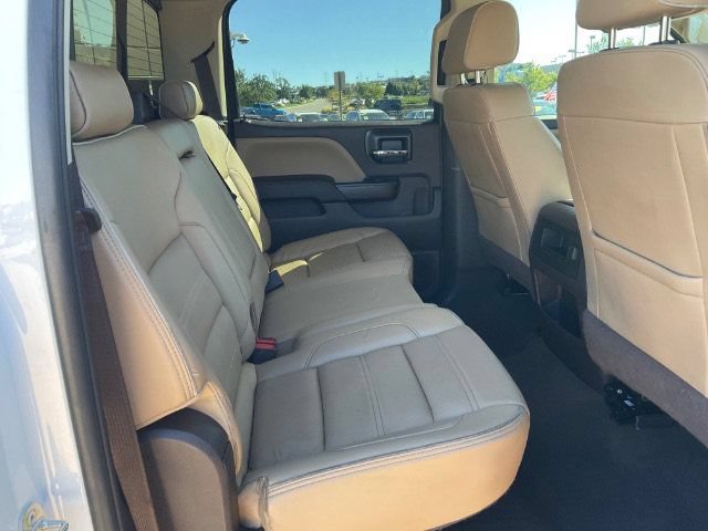 Used 2019 GMC Sierra 2500 Denali w/ Duramax Plus Package AWD/4WD image 12