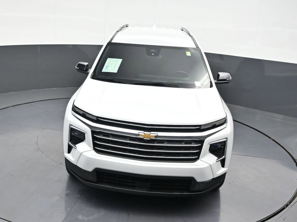 Used 2025 Chevrolet Traverse LT w/ Driver Confidence Package FWD image 24