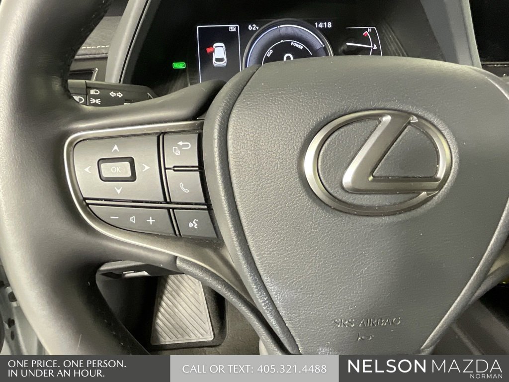 Used 2023 Lexus UX 250h FWD w/ Accessory Package (Z2) image 39