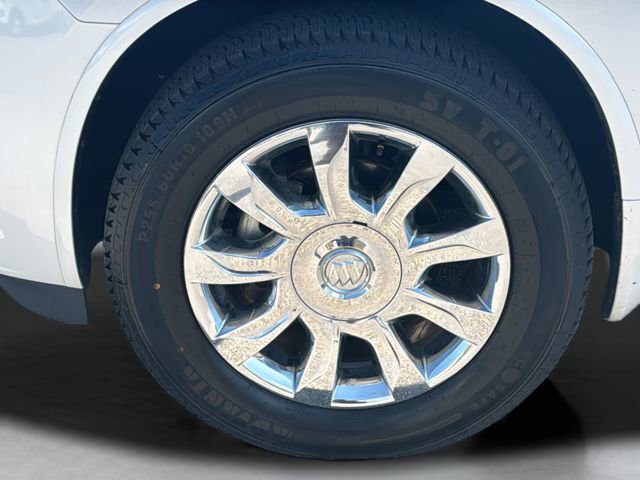 Used 2017 Buick Enclave Leather image 4