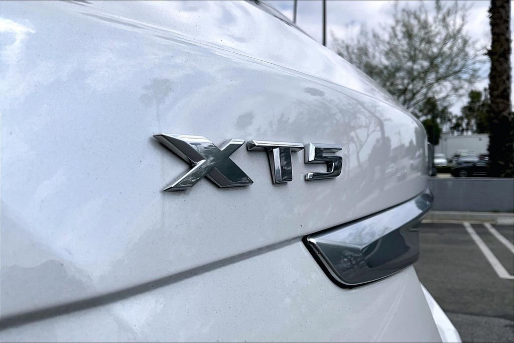 Certified 2024 Cadillac XT5 Premium Luxury FWD image 30