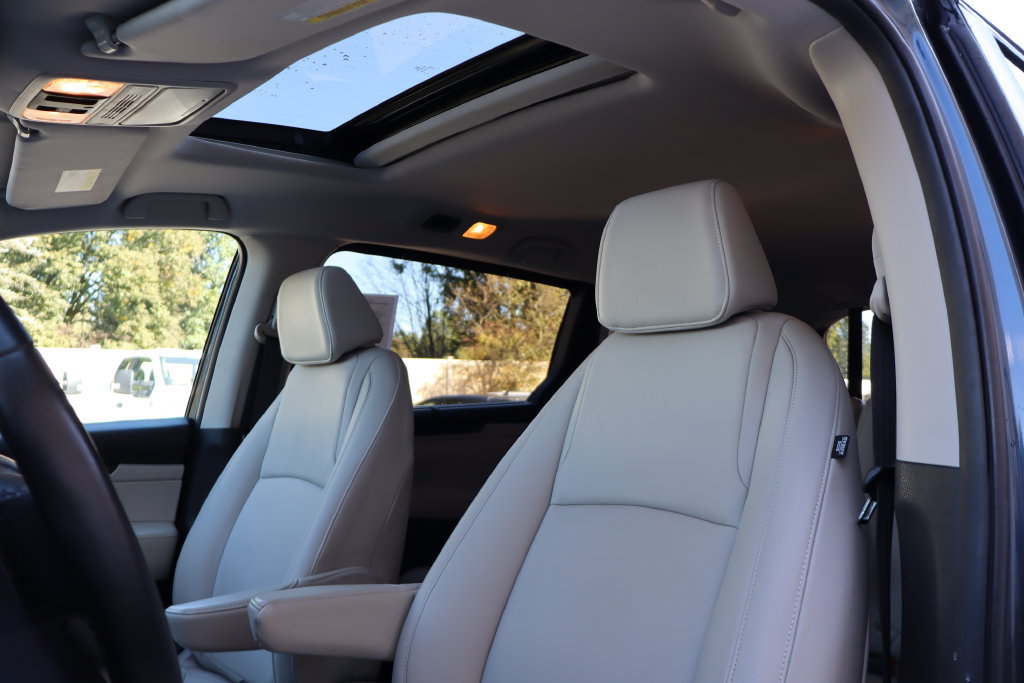 Used 2025 Honda Odyssey EX-L image 4
