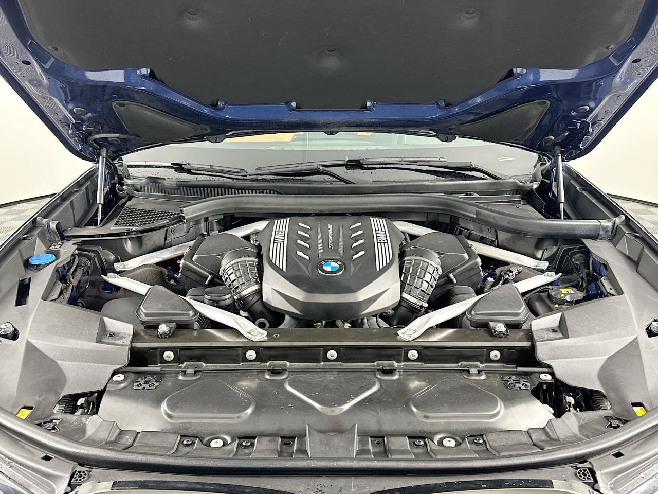Used 2021 BMW X7 M50i w/ Executive Package AWD/4WD image 46