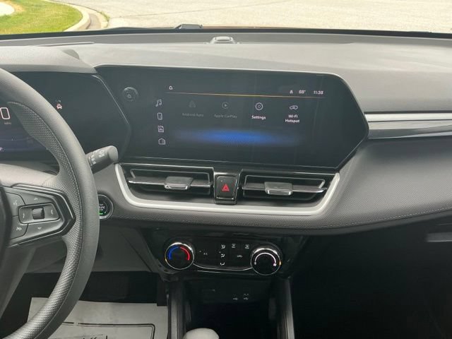 Used 2024 Chevrolet TrailBlazer LT w/ Driver Confidence Package FWD image 23