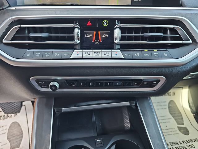 Used 2021 BMW X5 xDrive40i w/ Parking Assistance Package AWD/4WD image 30