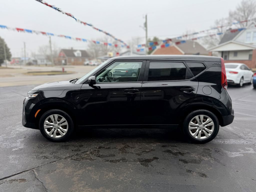 Used 2020 Kia Soul LX FWD image 5