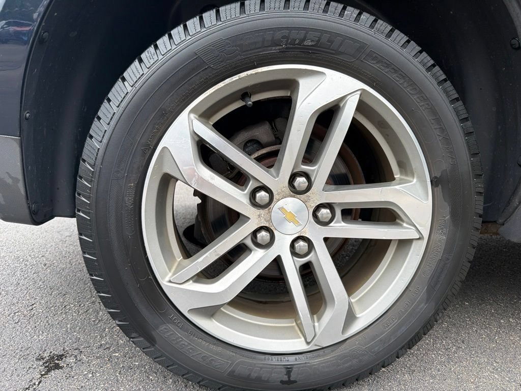 Used 2016 Chevrolet Equinox LTZ w/ Enhanced Convenience Package AWD/4WD image 25
