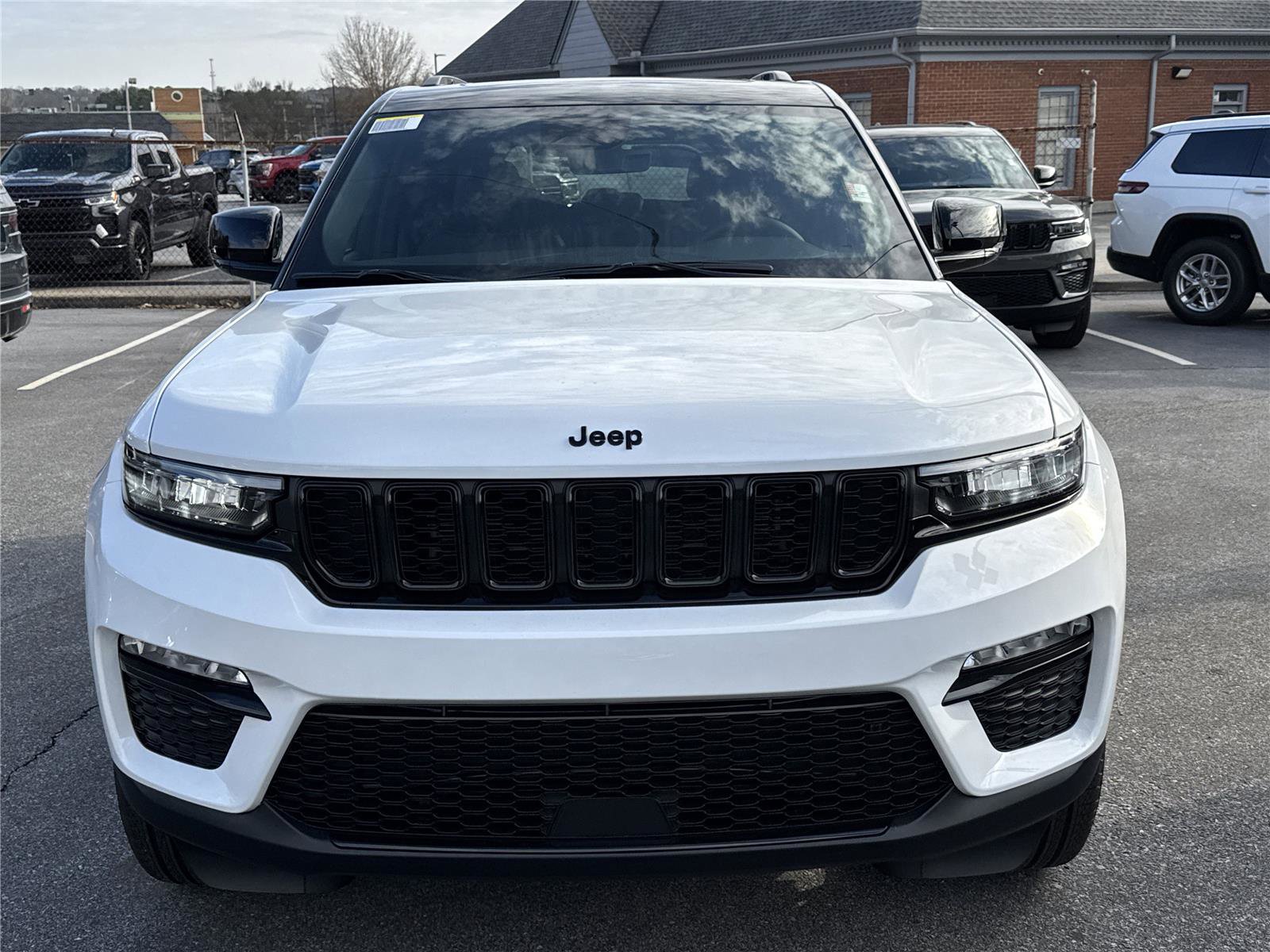 New 2025 Jeep Grand Cherokee Limited image 3