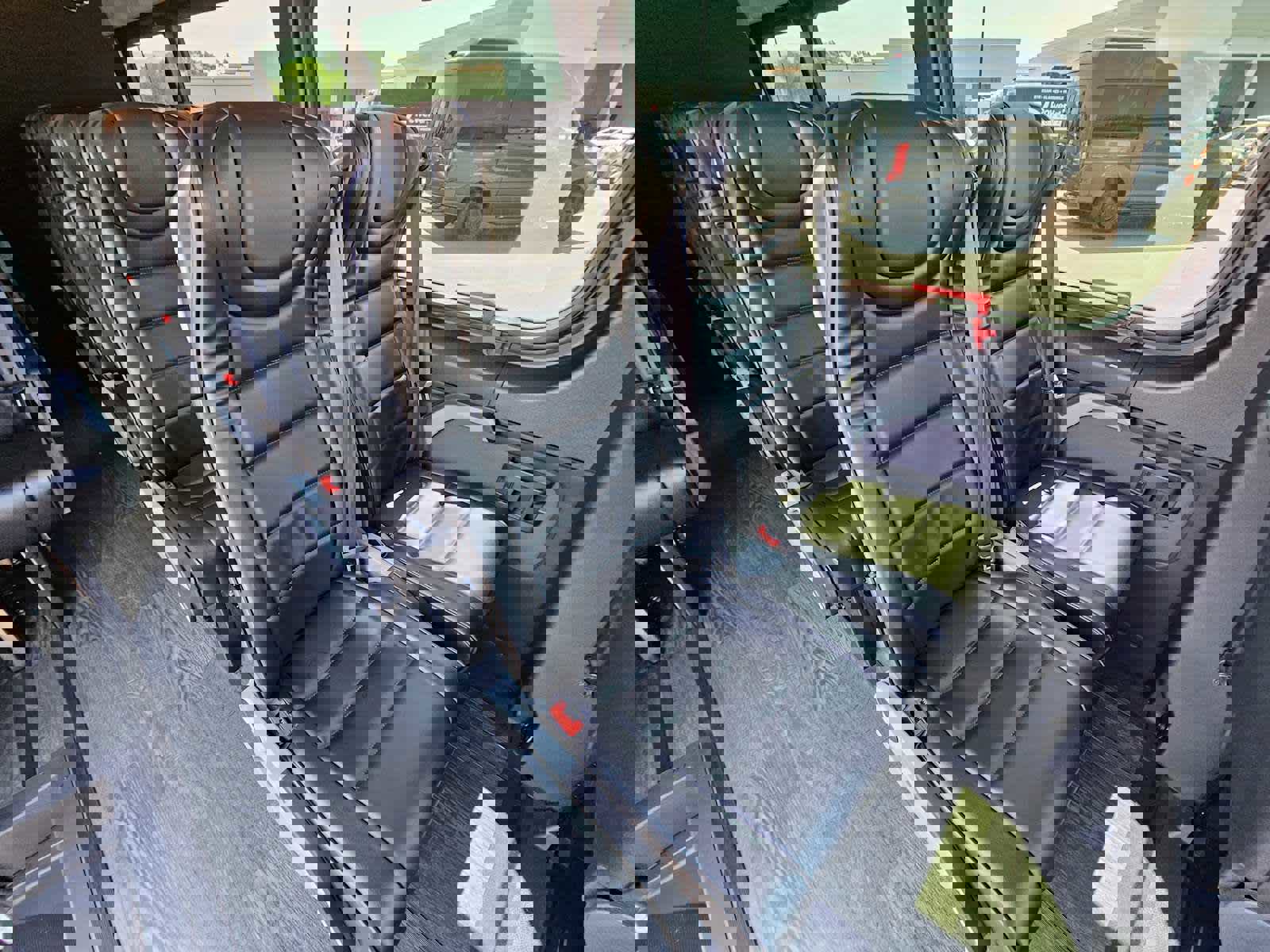 Used 2024 Mercedes-Benz Sprinter 3500 image 13