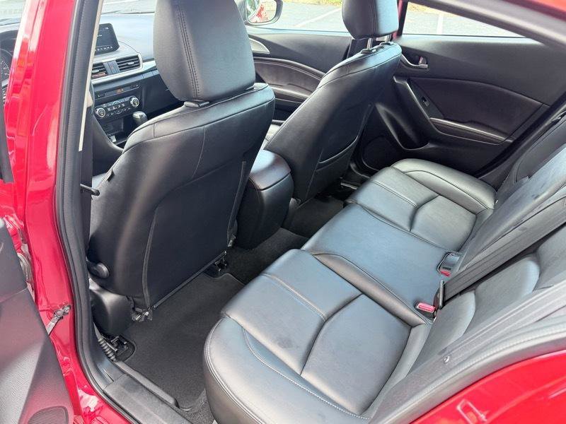 Used 2017 MAZDA MAZDA3 Touring FWD image 17